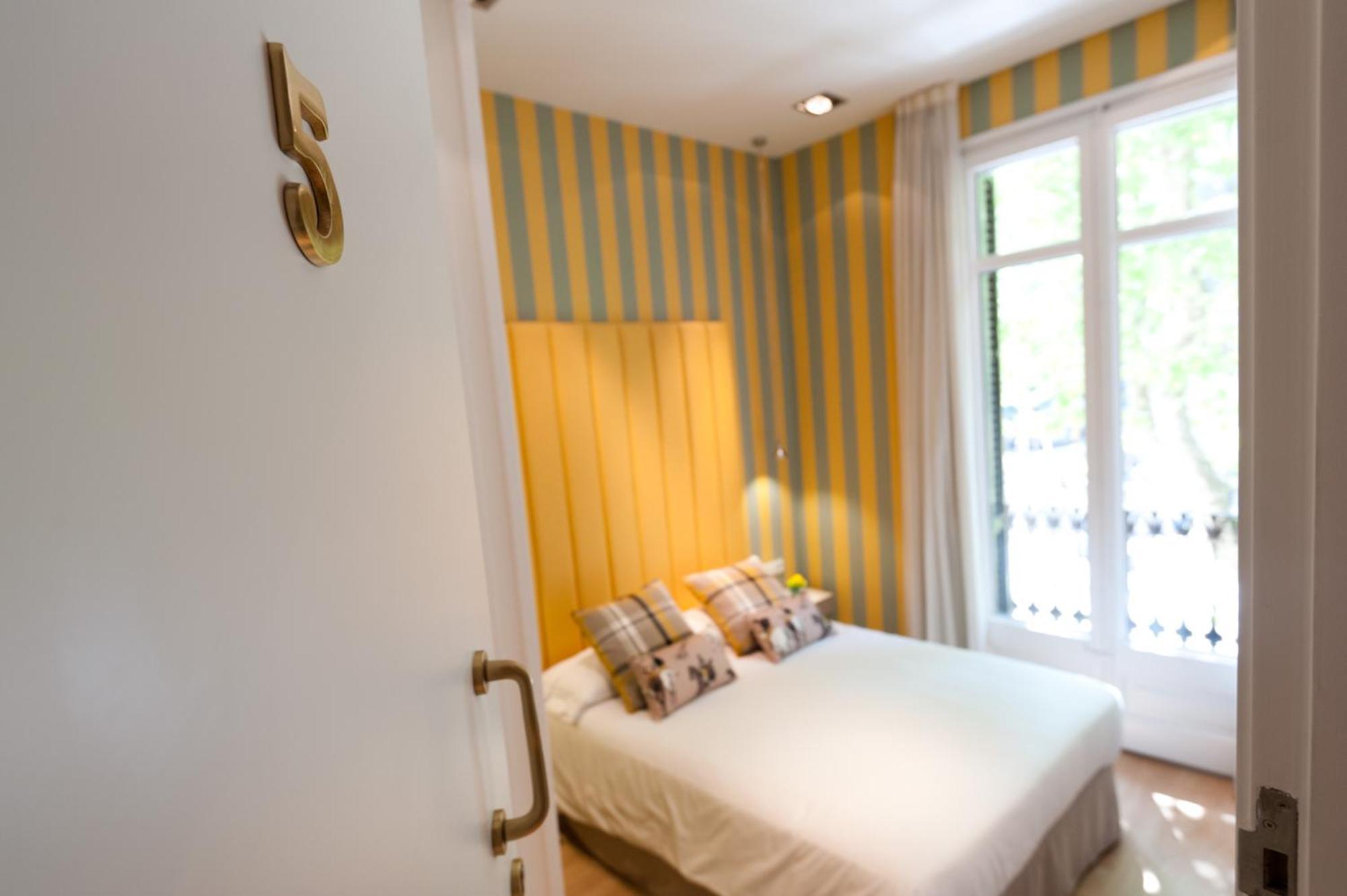 Double or Twin Room with City View,58408969:JPEG